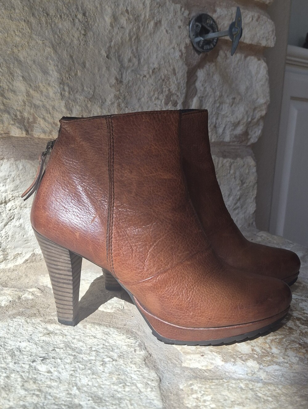 Paul Green Austria Luxe Line Leather Ankle Boots Cognac Brown Side Back Zip 7.5